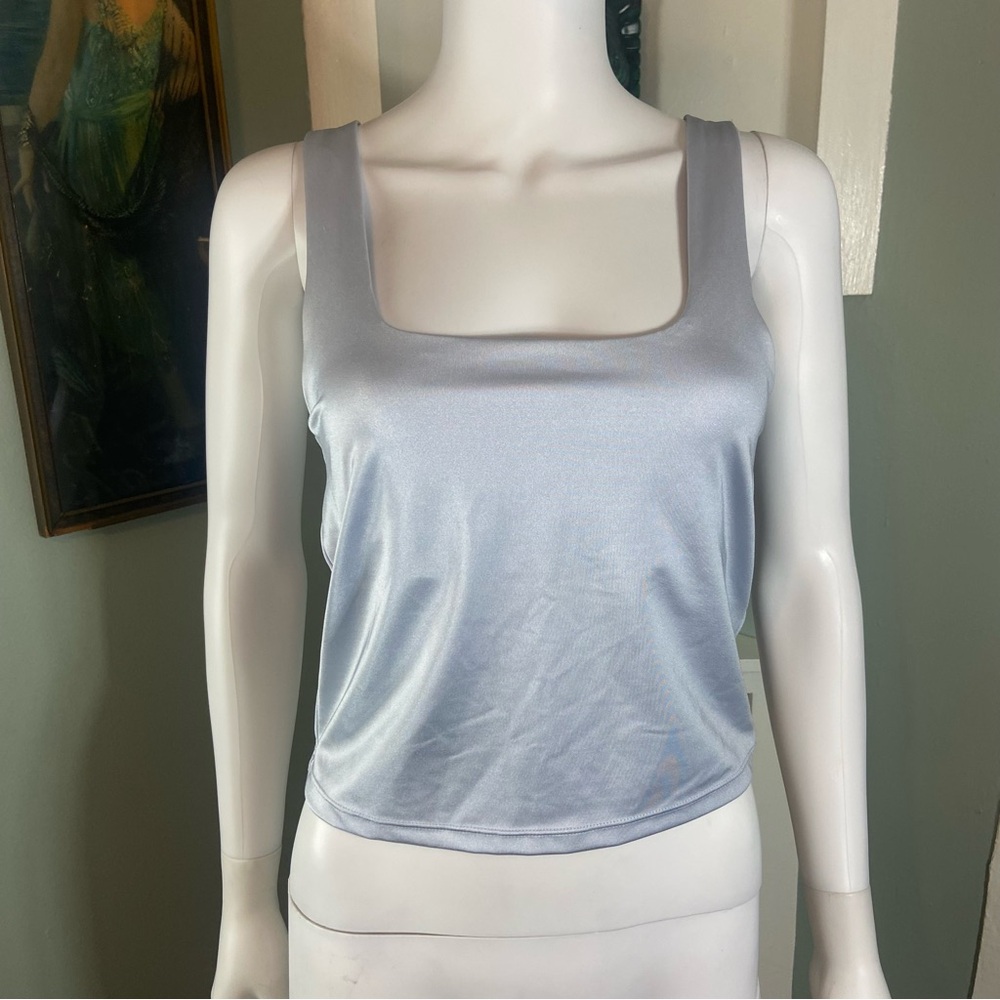 3/$12 Fabletics Shiny Shine Blue/Gray Built in Bra Tank Top Crop Cropped Medium
